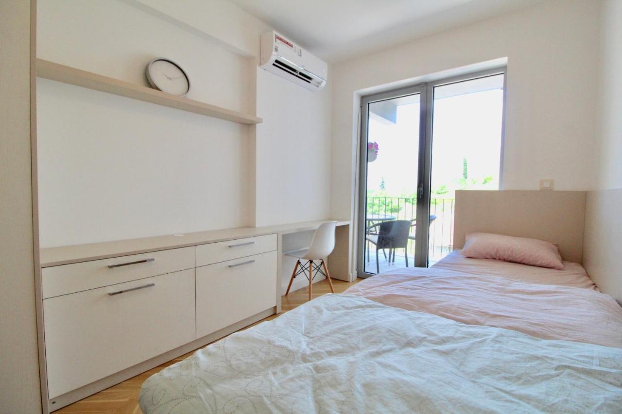 2bd New Dobrota With Bay Views Kotor